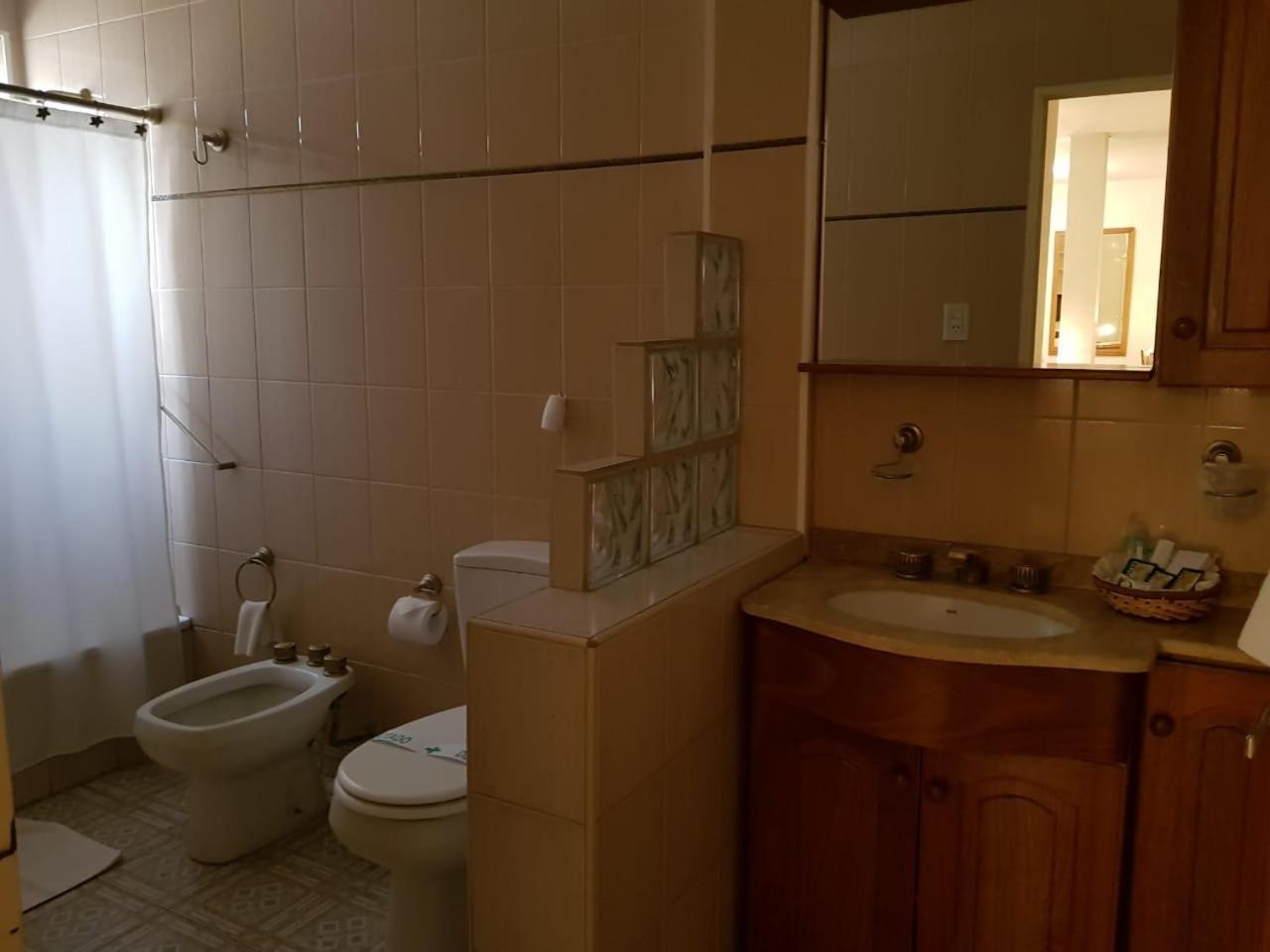 Hotel Pico General Pico Kültér fotó